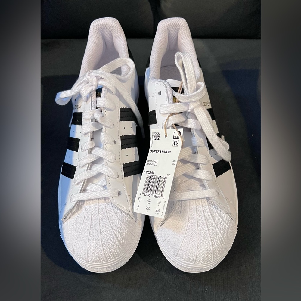 Adidas Superstars (Women)